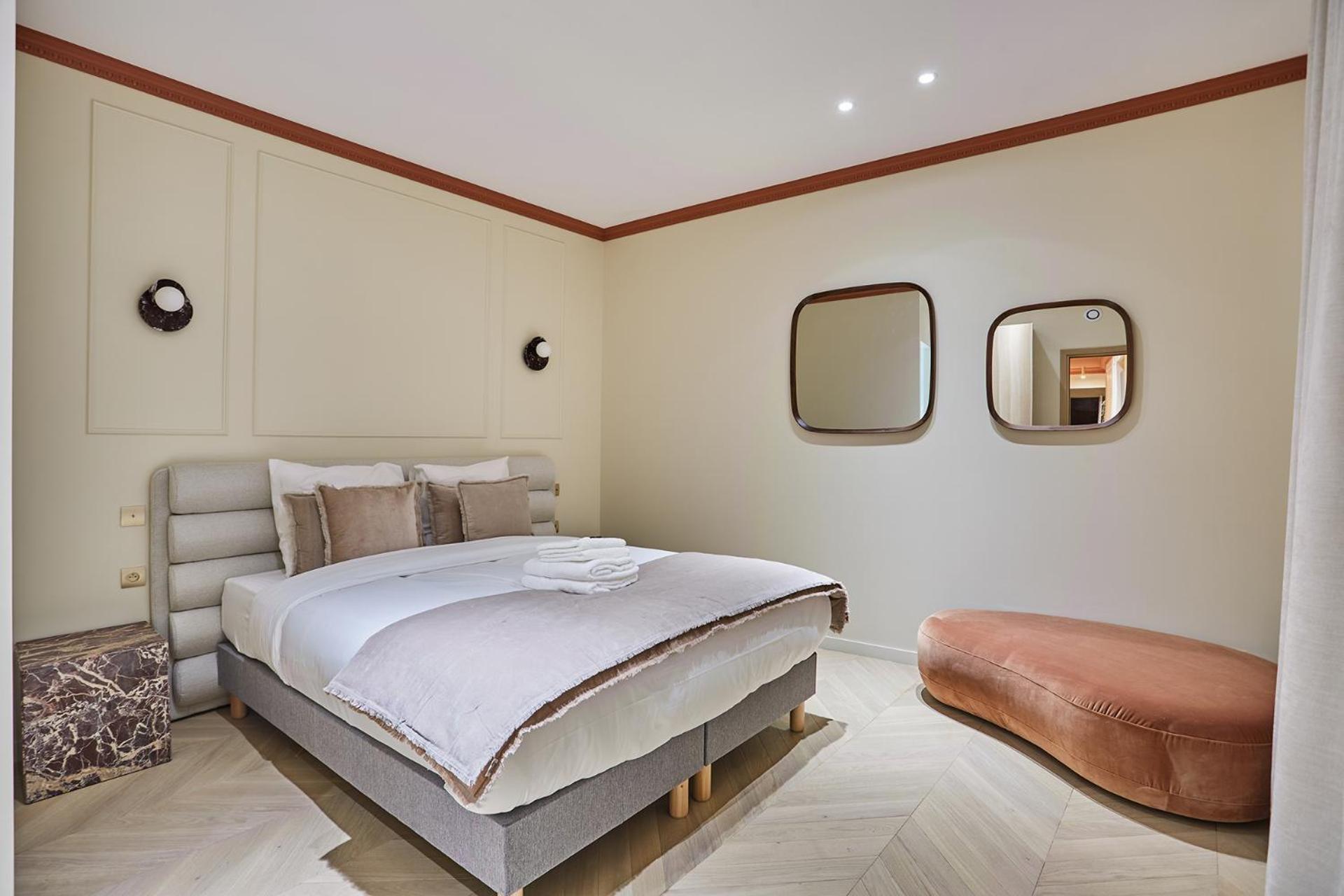 Apartment 3 Bedrooms Center Of By Prestige *