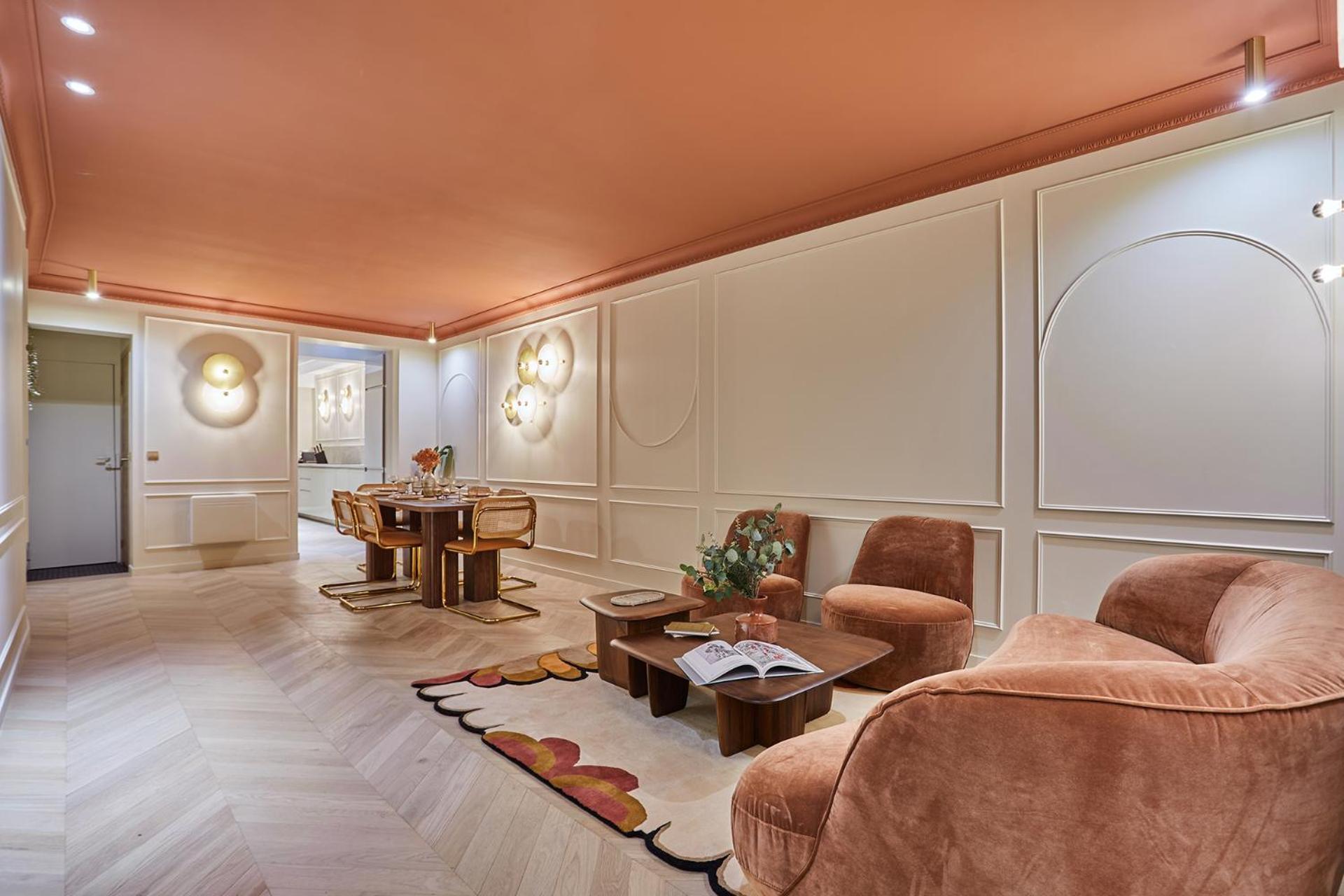 3 Bedrooms Center Of By Prestige Apartment